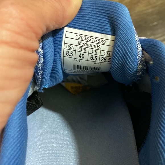 BROOKS Adrenaline GTS 22 Shoes - Picture 7 of 7